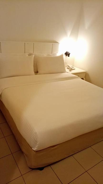 Hotel Sri Sutra - Bandar Sunway 3 Petaling Jaya Exterior foto